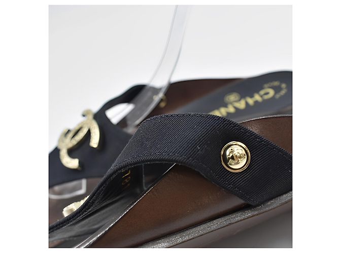 Sandali Chanel CC in pelle nera Nero - vista 5