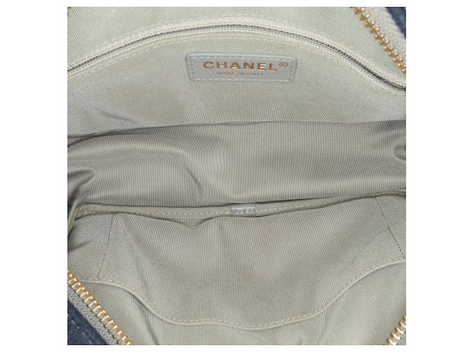 Borsa a spalla in lana Chanel Blue CC Blu navy - vista 4