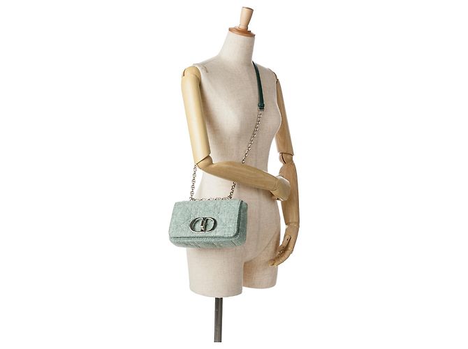 Bolso Caro Macrocannage en tweed verde pequeño de Dior Verde claro - vista 7