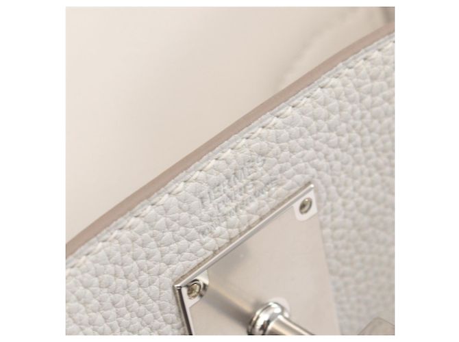 Hermès Weiß Togo Kelly Hac A Dos PM Aus weiß - Ansicht 4