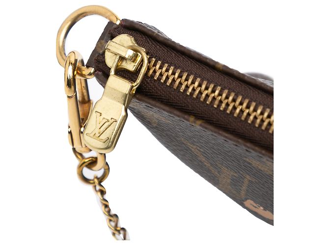 Mini Pochette Accessori Animazione di Natale Louis Vuitton con orsi marroni in monogramma sugli sci Marrone - vista 8