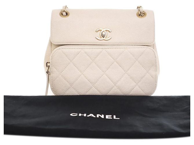 Borsa Messenger Affinity in Caviar Bianco di Chanel Crudo - vista 10