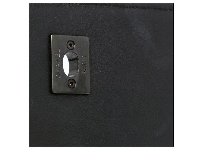 Chanel Mini Propeller in Pelle di Vitello Nera Nero - vista 8