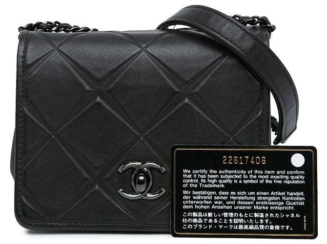 Chanel Mini Propeller in Pelle di Vitello Nera Nero - vista 9
