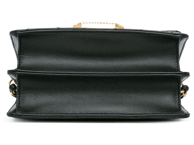 Bolsa transversal octogonal em couro de cordeiro acolchoado preto Chanel - vista 3