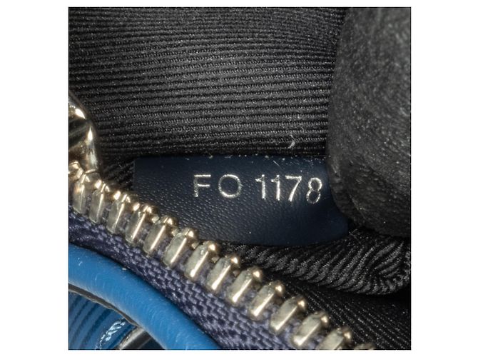 Bumbag Louis Vuitton in Epi blu Damier Graphite Blu scuro - vista 8