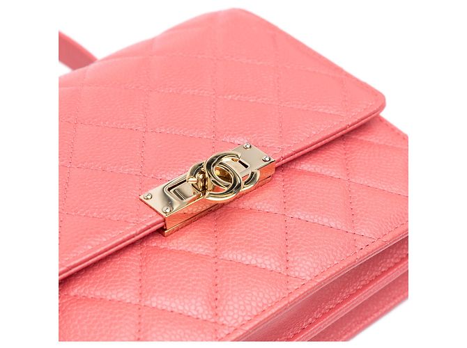 Wallet On Chain Cartera Chanel de caviar acolchado rosa con cadena dorada - vista 9