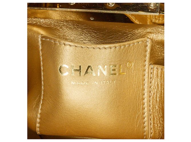 Vanity Custodia da trucco in pelle verniciata nera trapuntata con logo Chanel e catena Nero - vista 5