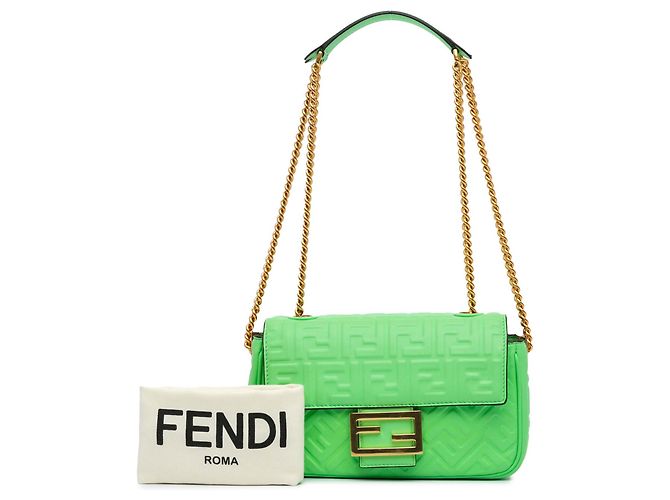 Fendi Baguette Midi em couro embutido Zucca verde com corrente Verde claro - vista 10