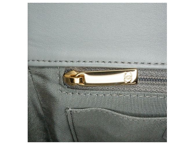 Grau gesteppter Kalbsleder Bolero von Chanel Braun - Ansicht 6