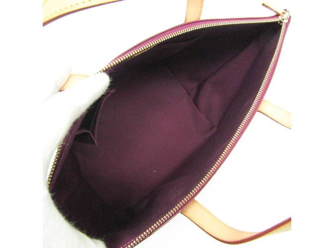 Borsa Louis Vuitton Monogram Vernis Bellevue PM Porpora - vista 4