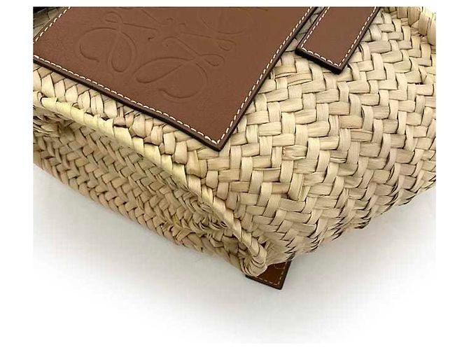 Borsa in pelle beige e marrone Loewe - vista 6