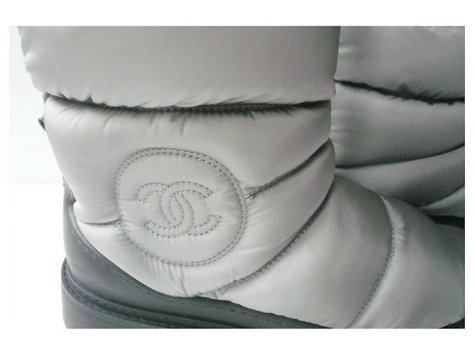 CHANEL Graue Schneestiefel Zustand fast neu T40,5 IT - Ansicht 4