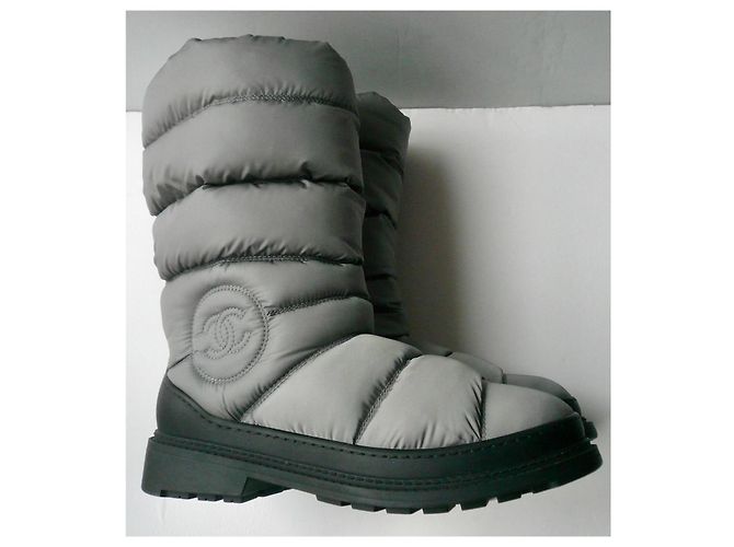 CHANEL Graue Schneestiefel Zustand fast neu T40,5 IT - Ansicht 8