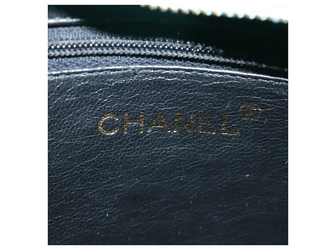 CHANEL V stitch Borsa a Spalla Nylon Verde Oro CC Auth 107879 D'oro - vista 17