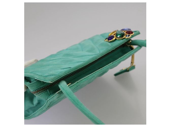 CHANEL V stitch Borsa a Spalla Nylon Verde Oro CC Auth 107879 D'oro - vista 6