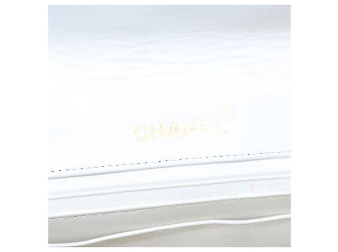 CHANEL Borsa a Spalla Matelassé in Pelle Bianca Oro CC Auth 107700 Bianco D'oro - vista 20