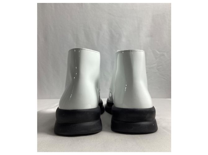 The row As botas de tornozelo com cadarço Row Town em couro sintético branco Cru - vista 11