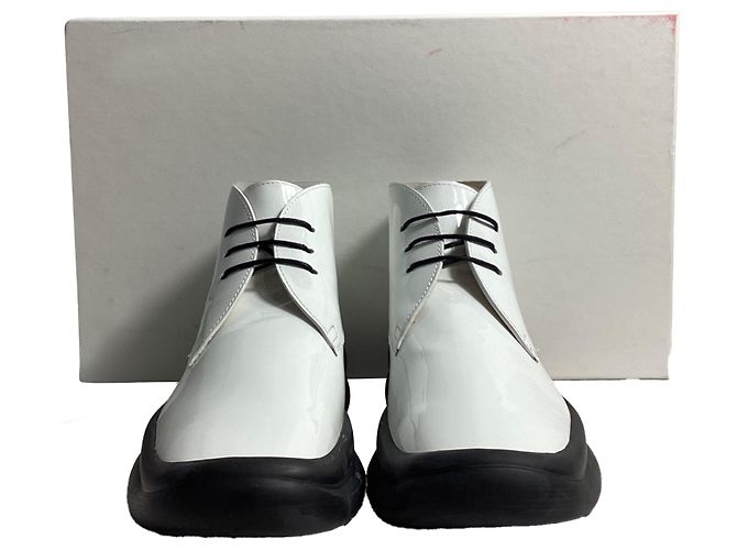 The row As botas de tornozelo com cadarço Row Town em couro sintético branco Cru - vista 7