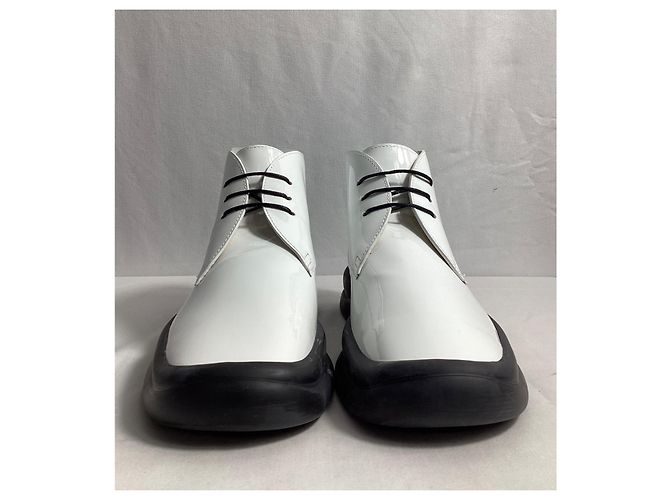 The row As botas de tornozelo com cadarço Row Town em couro sintético branco Cru - vista 9