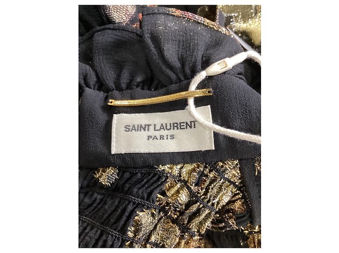 Blusa de seda preta com gola alta adornada com flores Saint Laurent - vista 12
