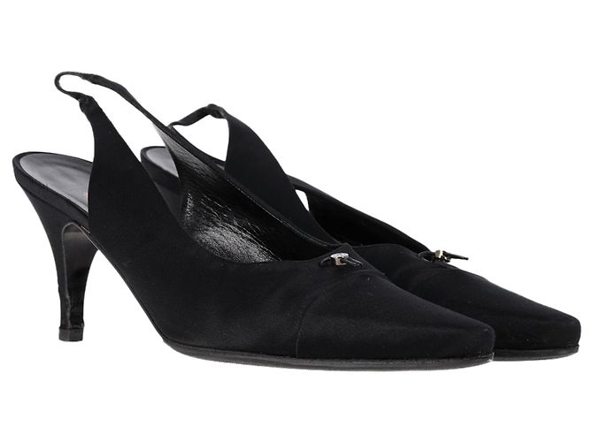 Timeless Zapatos slingback de tacón de aguja Chanel CC en satén negro - vista 4
