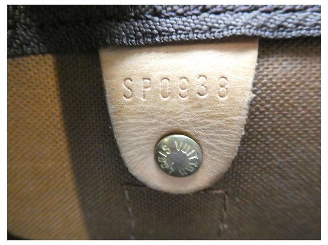 Abbesses Borsa da viaggio Louis Vuitton Keepall 55 Monogram Marrone - vista 8