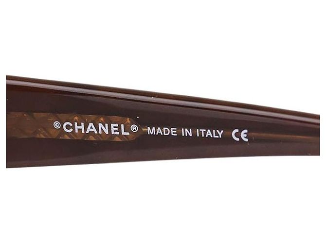 Gafas de sol Chanel negras, marrones y doradas con logo CC acolchado 5023 Castaño Negro Dorado - vista 4