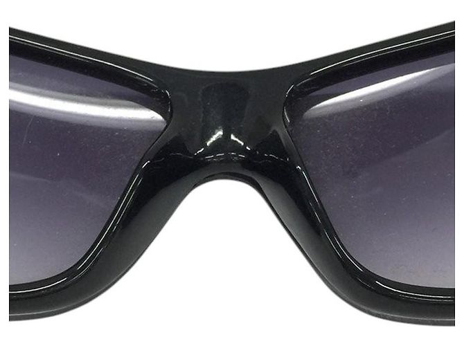 Occhiali da sole Chanel logo CC argentato con tonalità nera e viola 8047 Nero Argento Porpora - vista 7