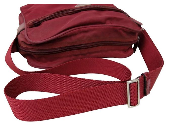 Borsa a tracolla incrociata logo Prada rosso scuro Bordò - vista 3