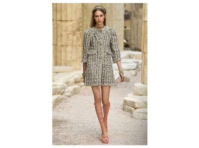 Cambon Chanel colección 2018 Ancient Greek en París Verde claro - vista 2