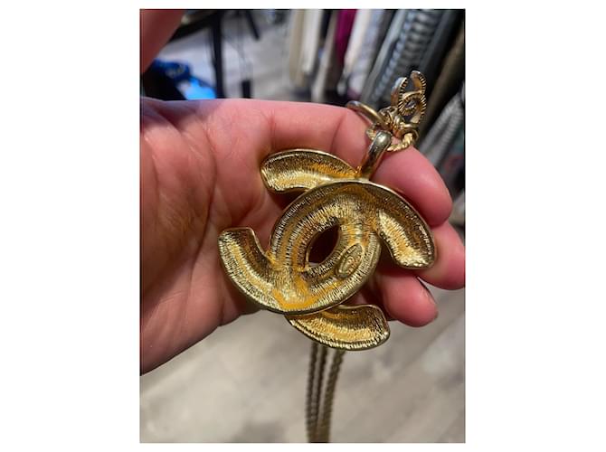 Chanel Colecionador Gold hardware - vista 2