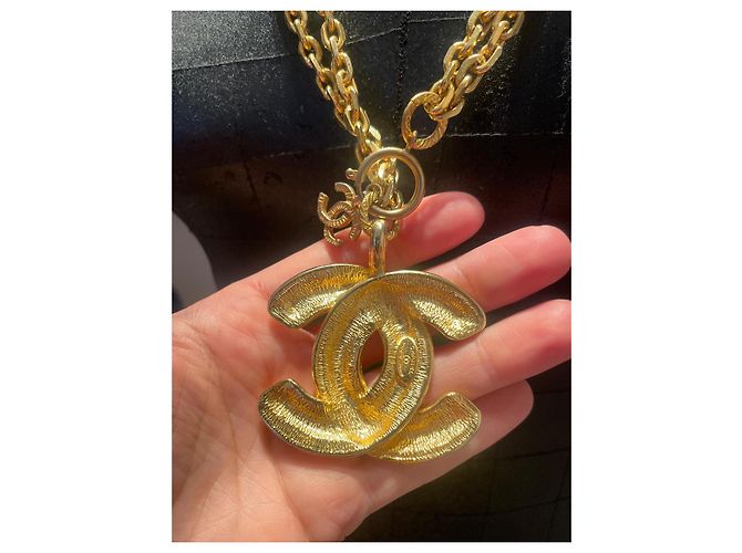 Chanel Colecionador Gold hardware - vista 5
