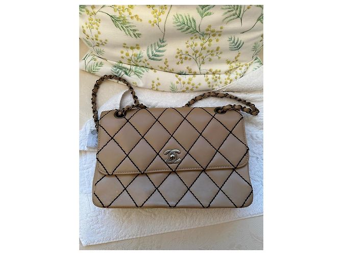 Borsa a mano Chanel Wild Stitch 2000 in pelle beige - vista 2