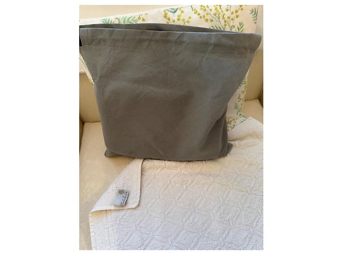 Borsa a mano Chanel Wild Stitch 2000 in pelle beige - vista 4