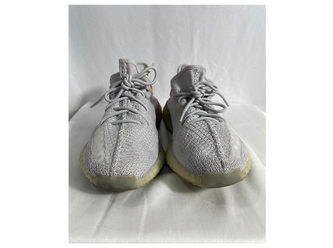 Baskets Yeezy x Adidas Boost 350 V2 Tail Light en polyester gris - vue 11