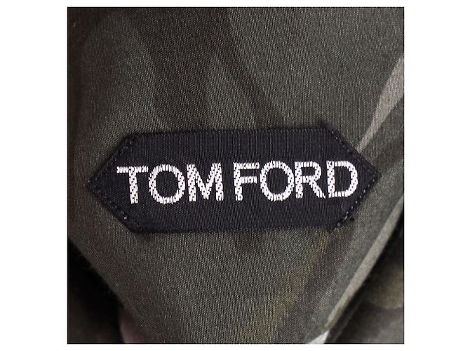 Camicia a maniche lunghe con stampa camouflage Tom Ford in viscosa khaki Verde Cachi - vista 5
