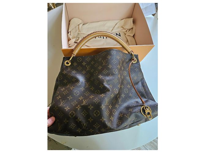 Borsa Artsy Louis Vuitton in tela monogramma Marrone - vista 2