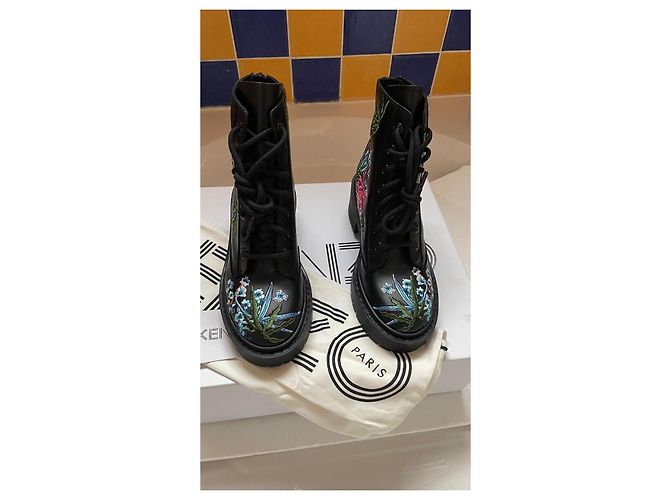 Stivaletti Kenzo in Pelle con Ricami Multicolore - vista 2