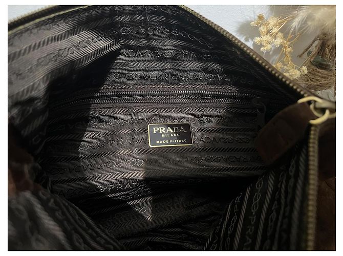 Clutch Prada in scamosciato nocciola - vista 2