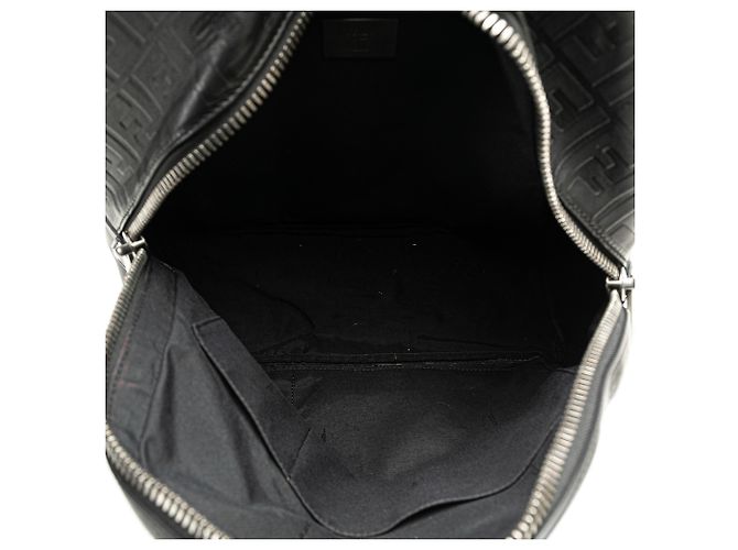 Fendi Schwarzer Vitello Grace Zucca Prägung Leder Rucksack - Ansicht 4