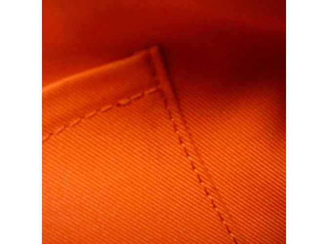 Borsa Polochon M23719 Epi XL Soft Louis Vuitton Rosso - vista 8