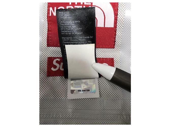 SUPREME X NORTH FACE SS2012 Giacca VENTURE Nera Nero - vista 4