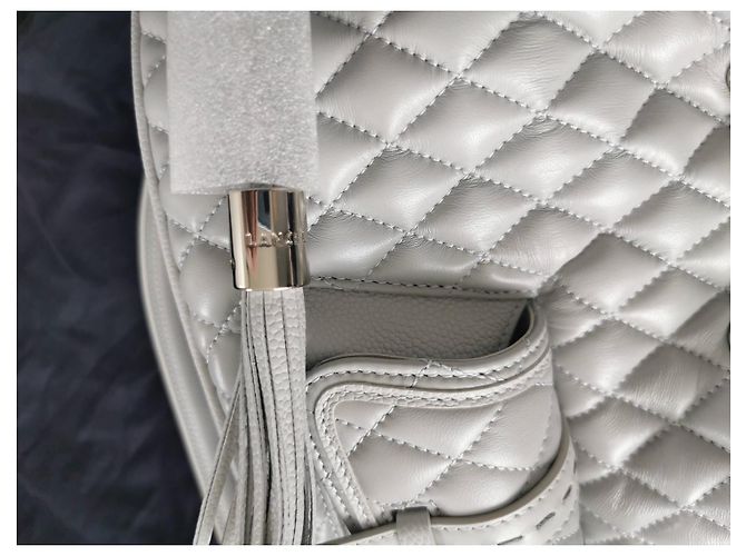 Lancel 1. Flirt M Eimer Tasche aus grauem gestepptem Leder - Ansicht 14
