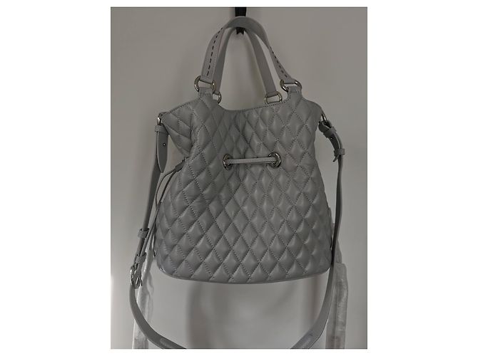 Lancel 1. Flirt M Eimer Tasche aus grauem gestepptem Leder - Ansicht 7