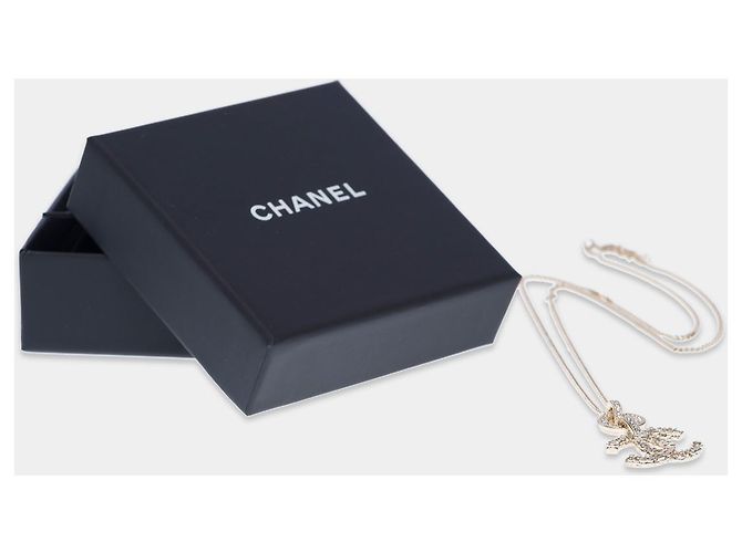 Gioielli CHANEL CC in Metallo Dorato - 102422 D'oro - vista 3