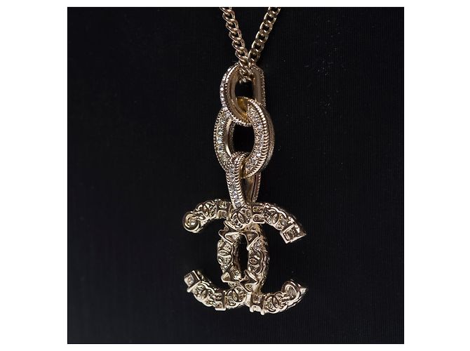 Gioielli CHANEL CC in Metallo Dorato - 102422 D'oro - vista 4