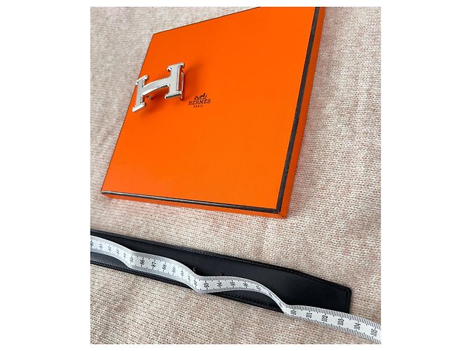 Cinturón Hermès reversible de piel negro burdeos - vista 11