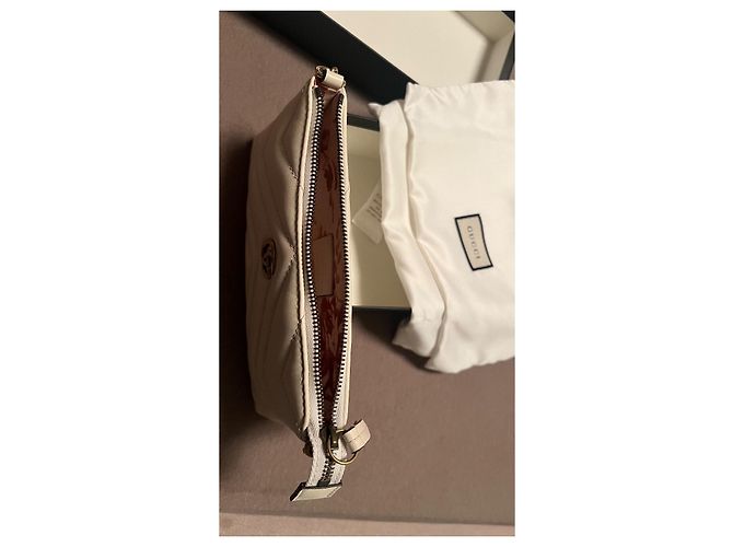 Gucci Mini GG Marmont Catena Baguette Bianco - vista 4
