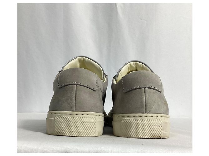 Autre Marque Sneakers Achilles Low Common Projects in suede grigio - vista 10